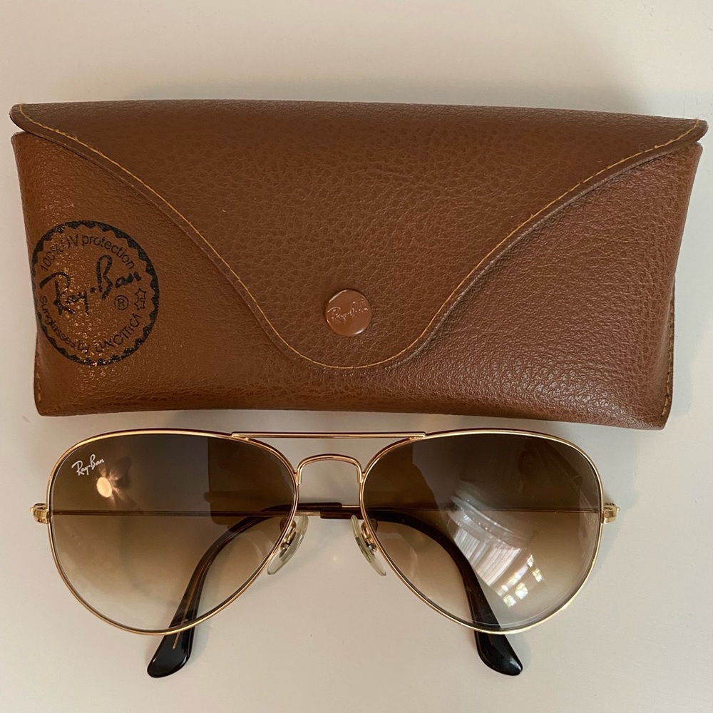 Ray Bans aviator sunglasses